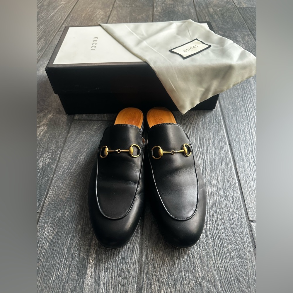 Women’s Gucci pricetown leather slipper - Picture 2 of 12